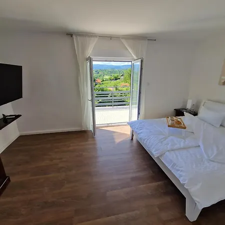Villa Otto - Private Pool & Garden *