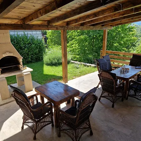Otto - Private Pool & Garden Villa