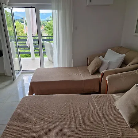 Villa Otto - Private Pool & Garden *